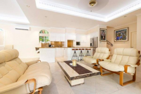 Barbados in the Tropics - 5 Bedroom Luxury Home